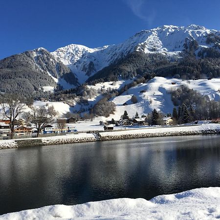 Ferienwohnung Mit Idyllischer Aussicht Klosters Bagian luar foto