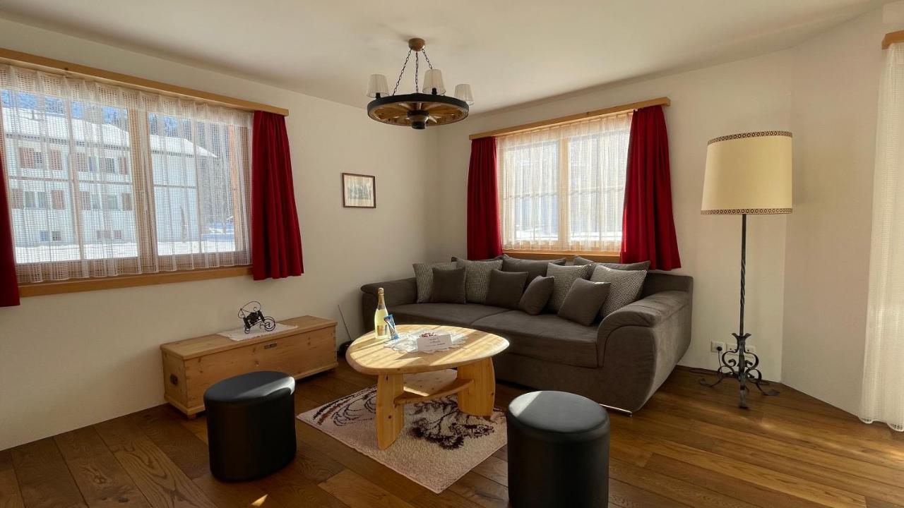 Ferienwohnung Mit Idyllischer Aussicht Klosters Bagian luar foto