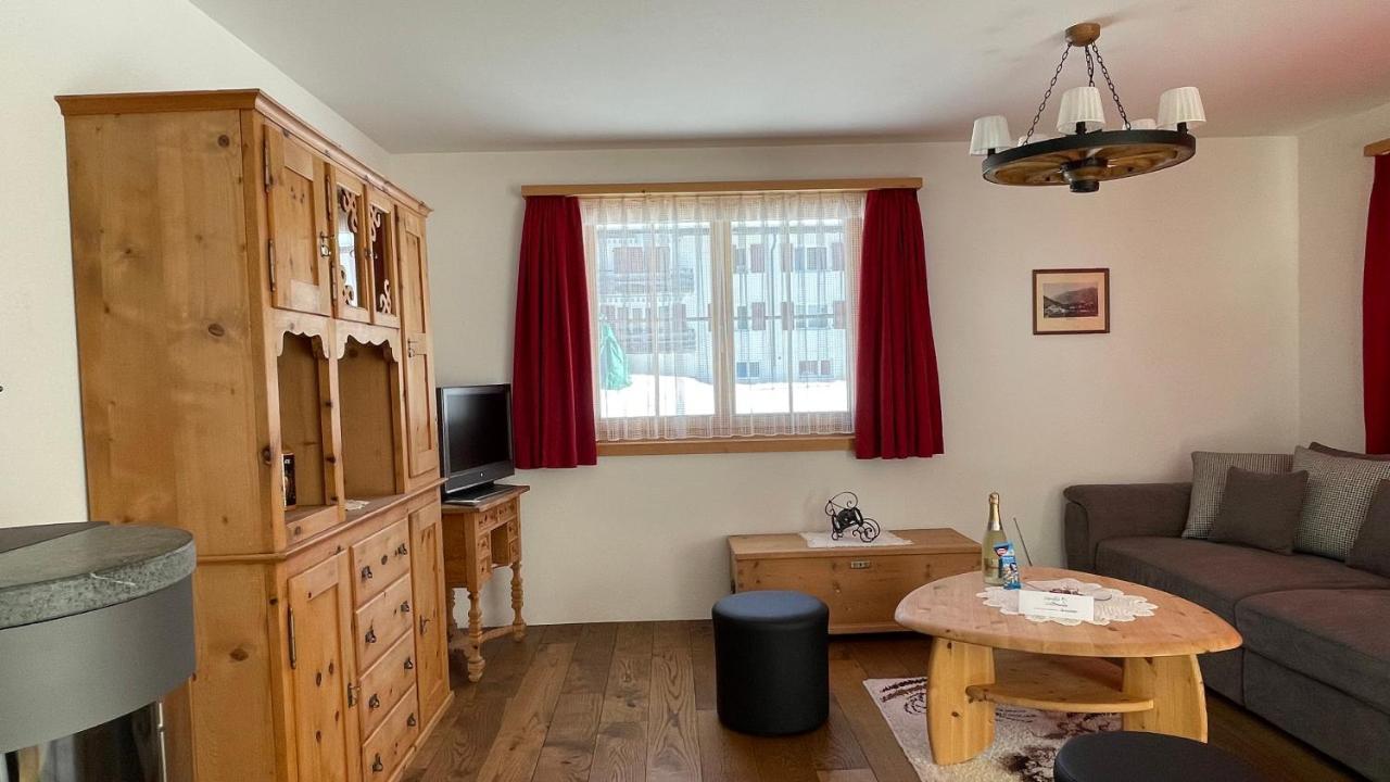 Ferienwohnung Mit Idyllischer Aussicht Klosters Bagian luar foto