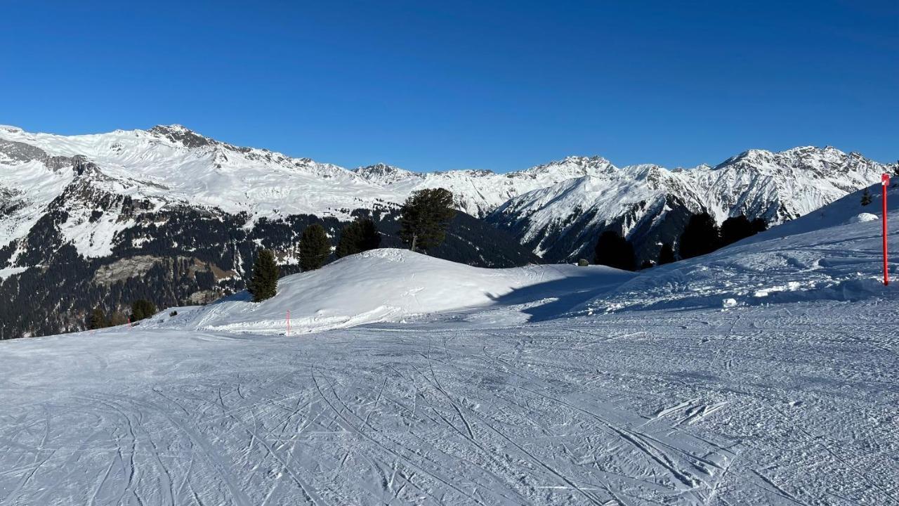 Ferienwohnung Mit Idyllischer Aussicht Klosters Bagian luar foto