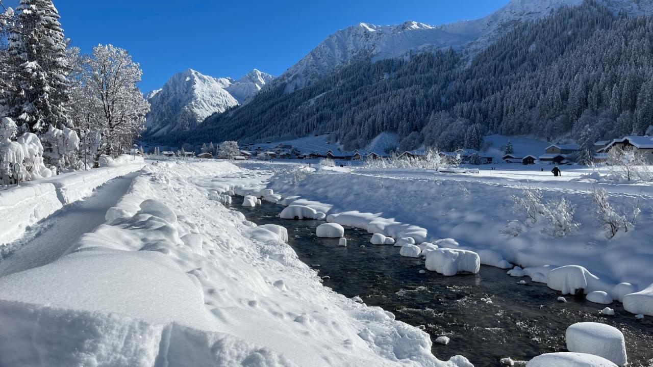 Ferienwohnung Mit Idyllischer Aussicht Klosters Bagian luar foto