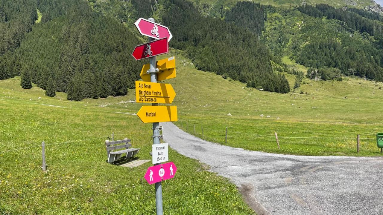 Ferienwohnung Mit Idyllischer Aussicht Klosters Bagian luar foto