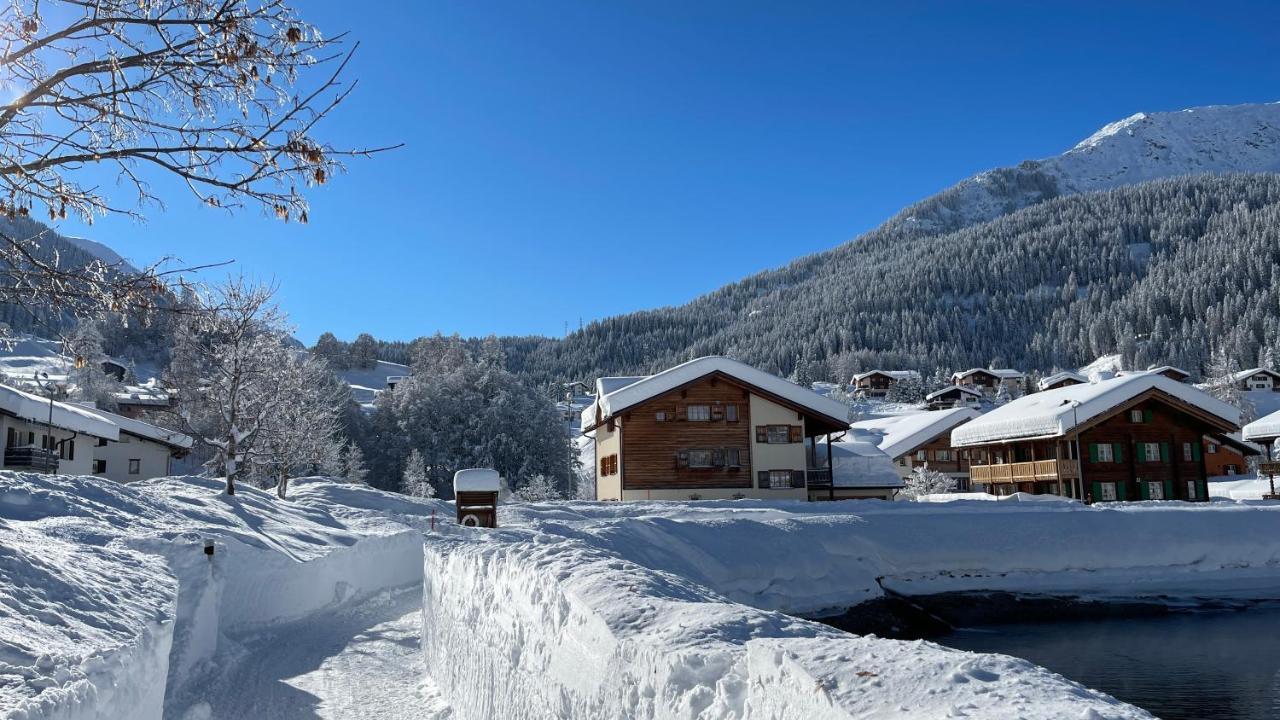 Ferienwohnung Mit Idyllischer Aussicht Klosters Bagian luar foto